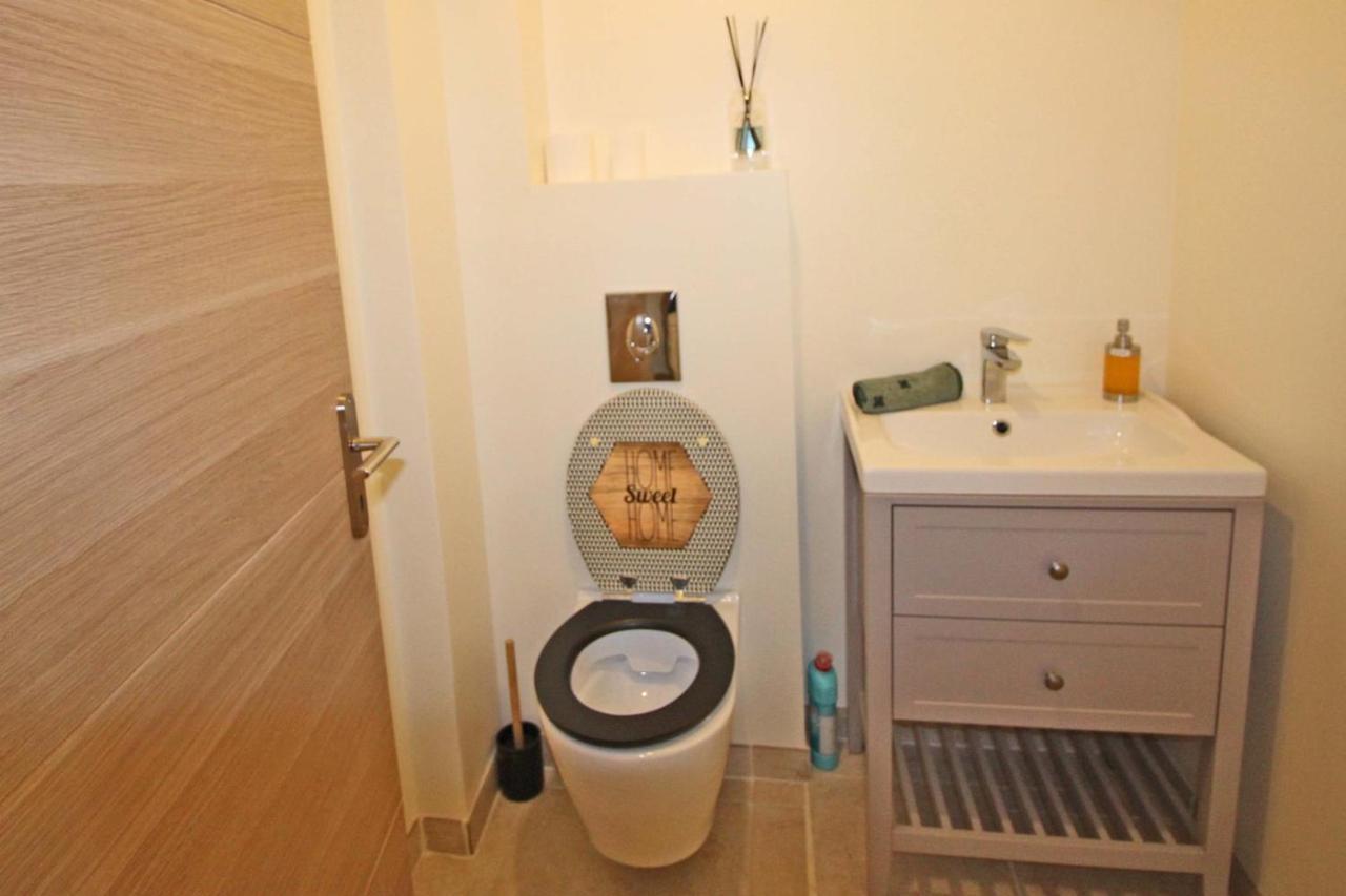 Loft Le Cosy Coeur De Ville Stationnement Privatif 리모주 외부 사진